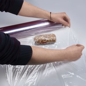 Potravinová fólia (PVC) 8µm 59cm x 300m jednotlivo balená [1 ks]