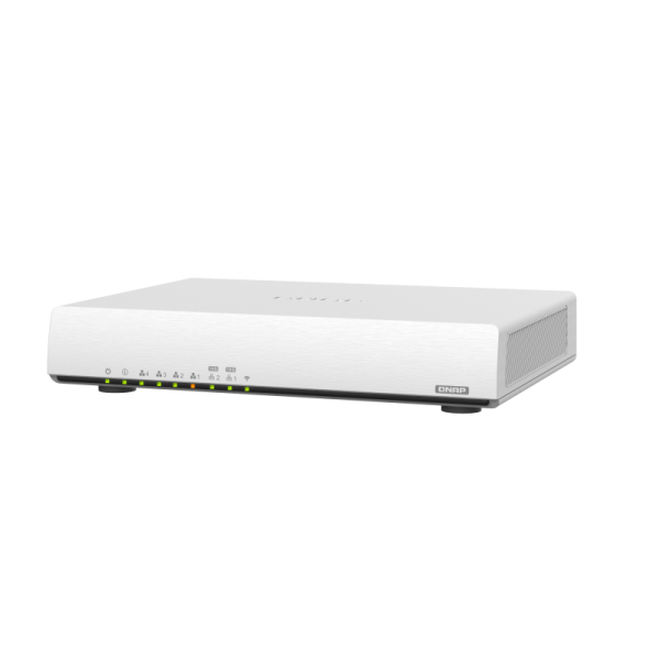 QNAP Wi-Fi 6 SD-WAN router QHora-301W (4x GbE / 2x 10GbE / 2x USB 3.2 / 8 interných antén) QHora-301W