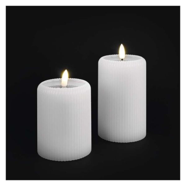 LED dekorácia – 2x vosková sviečka s realistickým plameňom, 4x AA, teplá biela, časovač